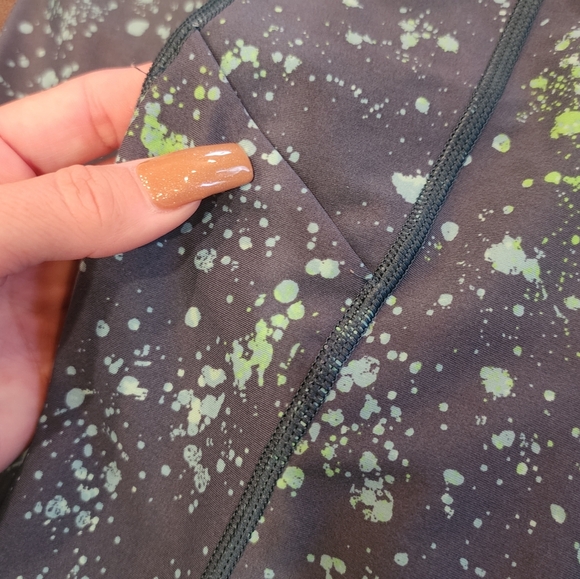 Athleta workout set - Picture 2 of 4